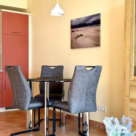 Suedwind Nr 05 - Usedom, Strandnah, Schwimmbad, Sauna, Parkplatz, Wlan, Und Balkon