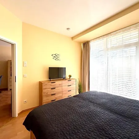 Suedwind Nr 05 - Usedom, Strandnah, Schwimmbad, Sauna, Parkplatz, Wlan, Und Balkon Apartamento *